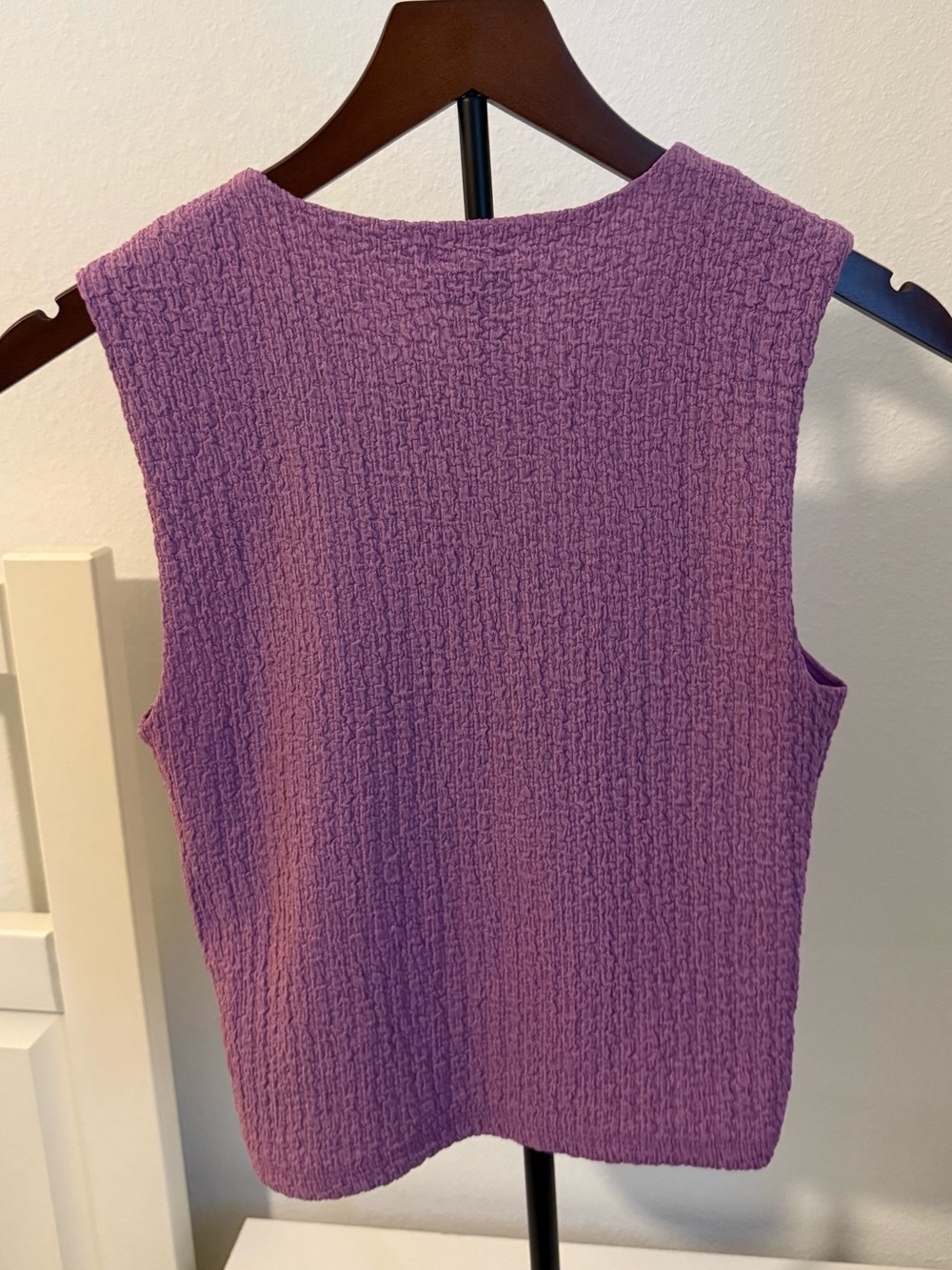 Abercrombie & Fitch Lavender Textured Sleeveless Tank - Picture 2 of 3